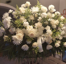 Load image into Gallery viewer, Gigi&#39;s Rose and Carnation Casket Spray
