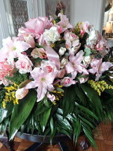 Load image into Gallery viewer, Gigi&#39;s Rose and Carnation Casket Spray
